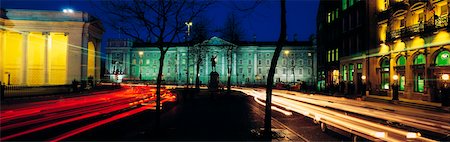 road panoramic blurred - Dublin, Trinity College By Night, College Green Stock Photo - Rights-Managed, Code: 832-02253832