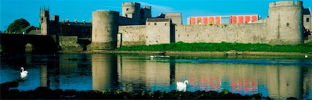 King John's Castle, And River Shannon, Limerick City, Ireland Fotografie stock - Rights-Managed, Codice: 832-03232673