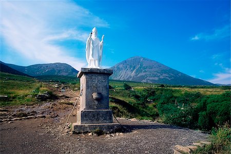 st patrick - Croagh Patrick, Co Mayo, Ireland; Statue of St Patrick Foto de stock - Con derechos protegidos, Código: 832-03232753