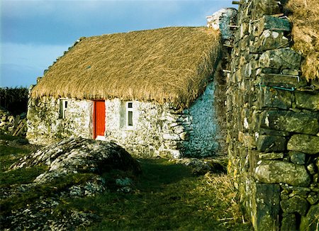 Connemara, County Galway, en Irlande ; Cottage irlandais traditionnel Photographie de stock - Rights-Managed, Code: 832-03233133