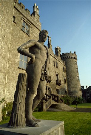 Kilkenny castle, Kilkenny, Co Kilkenny, Ireland;  12th Century Norman castle Foto de stock - Con derechos protegidos, Código: 832-03233537