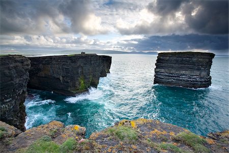 stack (rock formation) - Downpatrick Head, Co Mayo, Ireland;  Cliff and seastacks at the Atlantic Ocean Stock Photo - Rights-Managed, Code: 832-03233679
