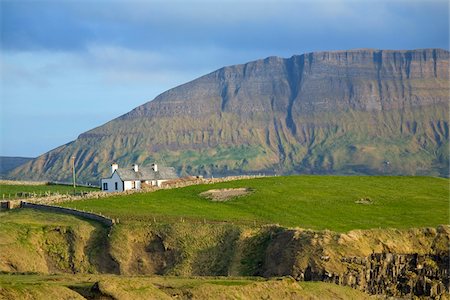 simsearch:832-03233688,k - Ben Bulben, Mullaghmore, Co Sligo, Ireland;  House beneath Ben Bulben Stock Photo - Rights-Managed, Code: 832-03233688