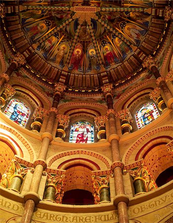 Interiors of a cathedral, St. Finbarrs Cathedral, Cork, Republic Of Ireland Foto de stock - Con derechos protegidos, Código: 832-03358756