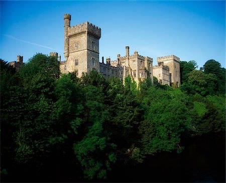 european gothic architecture castle - Lismore Castle, Co Waterford, Ireland Foto de stock - Con derechos protegidos, Código: 832-03358866