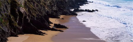 people walking in the distance - Coumeenole Beach, Dingle Peninsula, Co Kerry, Ireland Stock Photo - Rights-Managed, Code: 832-03359001