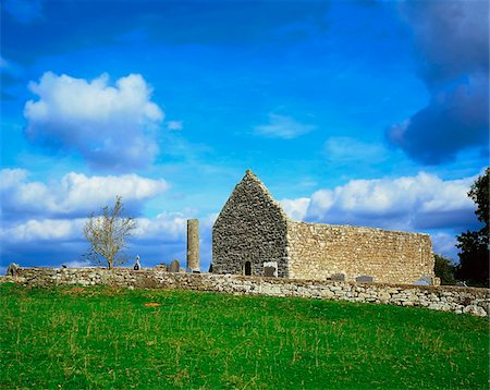St Mary's Church, Inishcealtra (Holy Island), Lough Derg, Co Clare, Ireland Stock Photo - Rights-Managed, Code: 832-03359106