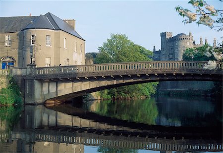 Kilkenny castle, Kilkenny, Co Kilkenny, Ireland;  12th Century Norman castle Foto de stock - Con derechos protegidos, Código: 832-03359261