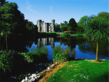 river scenes in ireland - Johnstown Castle, Co Wexford, Irlande ; Château du XIXe siècle Photographie de stock - Rights-Managed, Code: 832-03639577