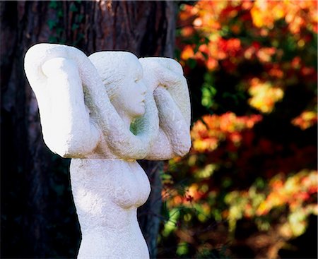 simsearch:832-03639581,k - Fernhill Gardens, Co Dublin, Ireland; Sculpture In A Garden Stock Photo - Rights-Managed, Code: 832-03639656