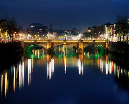 simsearch:832-03233151,k - River Liffey At Night, O'connell Street Bridge, Dublin, Ireland Stock Photo - Rights-Managed, Code: 832-03639725