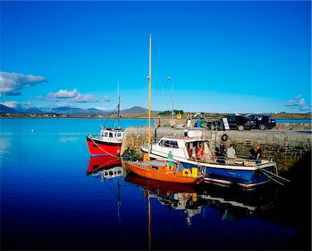 Roundstone Harbour, Connemara, Co. Galway, Ireland Stock Photo - Rights-Managed, Code: 832-03639814