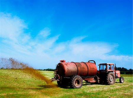 Muck Spreading, Ireland Stock Photo - Rights-Managed, Code: 832-03639889