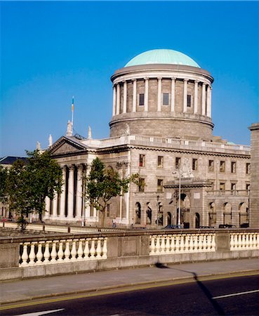 simsearch:832-03639644,k - Dublin, Co Dublin, Ireland, The Four Courts Stock Photo - Rights-Managed, Code: 832-03639976