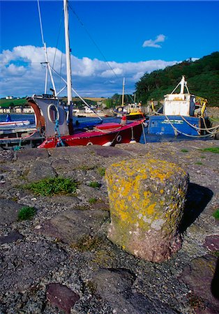 simsearch:400-03933433,k - Arthurstown Pier, County Wexford, Ireland; Boats In Harbor Fotografie stock - Rights-Managed, Codice: 832-03640202