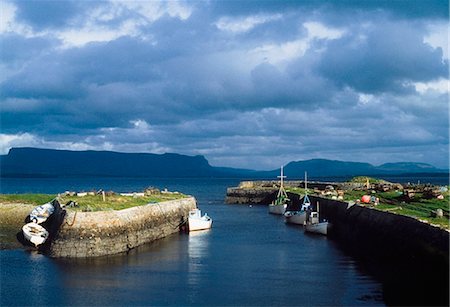 simsearch:832-03233688,k - Ben Bulben, Co Sligo, Ireland; Docked Boats Across From A Rock Formation Stock Photo - Rights-Managed, Code: 832-03640234