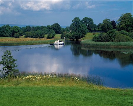 riverside (shoreline of river) - River Cruising, Shannon Erne Waterway, Garadice Lough, County Leitrim, Ireland Stock Photo - Rights-Managed, Code: 832-03640552