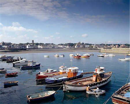schlepper (boot) - Dunaghadee Hafen, Co Down, Nordirland;Blick auf die Boote im Hafen Stockbilder - Lizenzpflichtiges, Bildnummer: 832-03640577