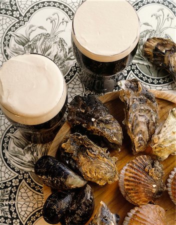 Traditional Irish Guiness And Oysters, Ireland Foto de stock - Con derechos protegidos, Código: 832-03640605