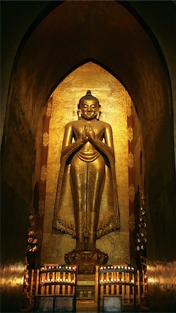 Golden statue of Buddha. Stock Photo - Rights-Managed, Code: 832-03724217