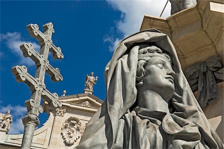 salzburg statues - Statue at Domplatz Cathedral, Close Up Stock Photo - Rights-Managed, Code: 832-03724256