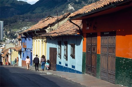 street color buildings - Maisons peintes de couleurs vives dans vieux quartier de La Candelaria Photographie de stock - Rights-Managed, Code: 832-03724286