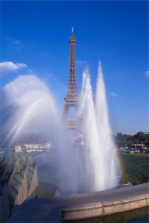 simsearch:832-03724776,k - Eiffel Tower Stock Photo - Rights-Managed, Code: 832-03724548