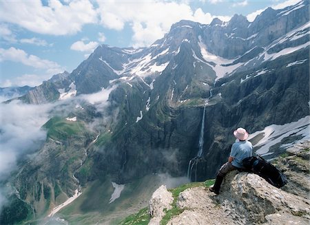 Cirque de Gavernie and highest waterfall, Pyrenees Stock Photo - Rights-Managed, Code: 832-03724772