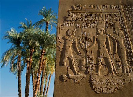 Détail du relief avec les pharaons et hierolgyphics Photographie de stock - Rights-Managed, Code: 832-03724972