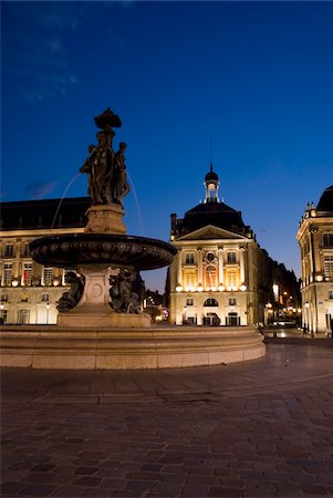 Place de la Bourse Photographie de stock - Rights-Managed, Code: 832-03724995