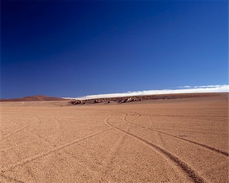 reifenspur - Altiplano-Landschaft Stockbilder - Lizenzpflichtiges, Bildnummer: 832-03723716