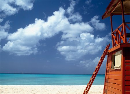 Deserted lifeguard tower on Brighton Beach Stock Photo - Rights-Managed, Code: 832-03723951