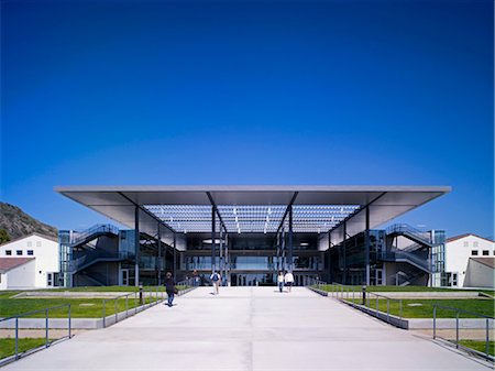 partner (activity) - Broome Library, Camarillo, California. Architects: Foster and Partners Stock Photo - Rights-Managed, Code: 845-04826807