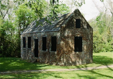plantation united states - Slave cabins, plantation estate, Boone Hall near Charleston, South Carolina. Foto de stock - Con derechos protegidos, Código: 845-04827096