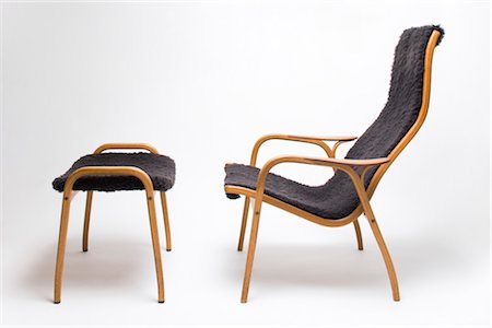 simsearch:845-06008167,k - Lamino fauteuil et repose-pieds, suédois, 1956. Designer : Yneve Ekstron Photographie de stock - Rights-Managed, Code: 845-05837834