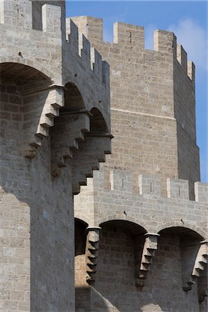 simsearch:845-03465045,k - Au XIVe siècle, porte de la ville, les tours Serranos, Valence. Architectes : Pere Balaguer Photographie de stock - Rights-Managed, Code: 845-05837870