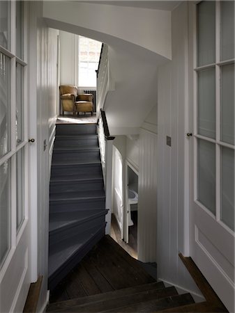 english staircase - House in Princelet Street, London. Architects: Chris Dyson Architects Stock Photo - Rights-Managed, Code: 845-05837999