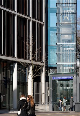 richard roger - One Hyde Park. Architects: Rogers Stirk Harbour + Partners Foto de stock - Con derechos protegidos, Código: 845-05838322