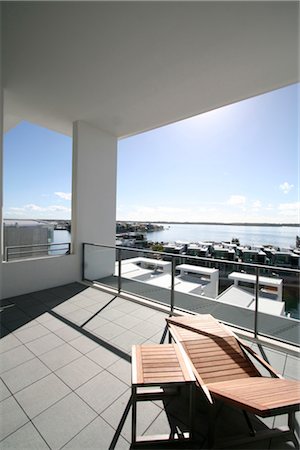 sea view balcony - Ephraim Island, Gold Coast, Queensland, Australia. 2007. Architects: Mirvac Stock Photo - Rights-Managed, Code: 845-05839092