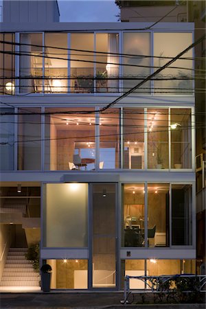 Y-3, Apartment House, South facade in the evening. Architects: Komada Takeshi and Komada Yuka, Komada Architects Office Stock Photo - Rights-Managed, Code: 845-05839543