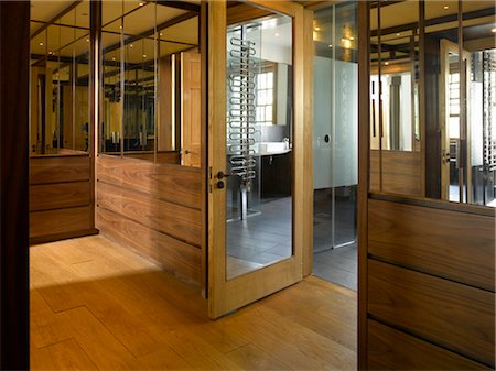 design store - View through open door in Chelsea home, London, UK. Architects: Chris Dyson Architects Stock Photo - Rights-Managed, Code: 845-06008038