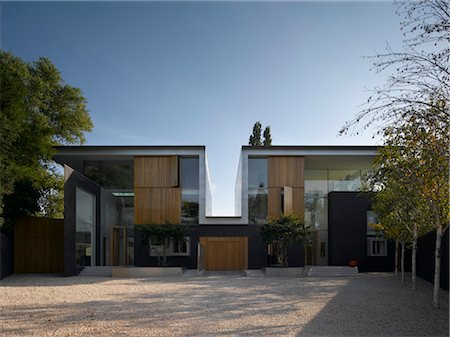 Driveway and double height exterior of Pond and Park House, Dulwich, London, UK. Architects: Stephen Marshall Foto de stock - Con derechos protegidos, Código: 845-06008049