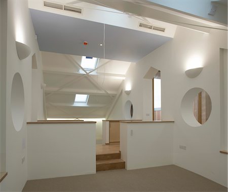 partition - Open plan loft apartment, Parc House, Kingston Upon Thames. Stock Photo - Rights-Managed, Code: 845-06008112