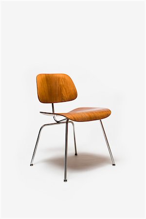 simsearch:845-05837837,k - Dining Chair Metal aka DCM, American, 1950s, manufactured by Herman Miller. Designer: Charles and Ray Eames Stock Photo - Rights-Managed, Code: 845-06008166