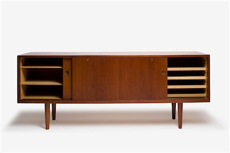 designer furniture - RY-26 Teak Cabinet, Danish, manufactured by RY Mobler. Designer: Hans J Wegner Stock Photo - Rights-Managed, Code: 845-06008179