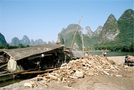 simsearch:845-06008378,k - Banks of the River Li (Lijiang River), near Guilin China, December 1982 Foto de stock - Direito Controlado, Número: 845-06008375