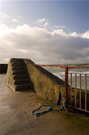 simsearch:845-04826425,k - Steps in harbour, Aberdeenshire, Scotland, UK Foto de stock - Con derechos protegidos, Código: 845-07561383