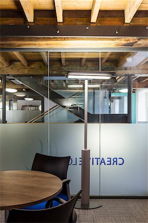 pictures of people seating on a table - Interior view of Cromford Mill, Cromford, Derbyshire, England, the first water-powered cotton spinning mill developed by Richard Arkwright in 1771. Stock Photo - Rights-Managed, Code: 845-08939869