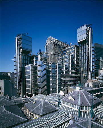 simsearch:845-02728057,k - Lloyd's Building, City of London, 1986. Overall exterior. Architect: Richard Rogers Partnership Stock Photo - Rights-Managed, Code: 845-02724840