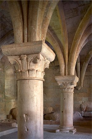 Abbaye du Thoronet, Var, Provence, 1160 - 1190. The Chapter House. Foto de stock - Con derechos protegidos, Código: 845-02725417